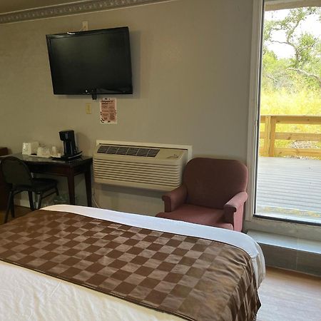 Outpost Motel 德里平斯普林斯 外观 照片